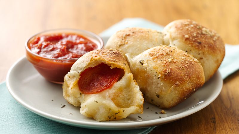 Stuffed Crust Pizza Snacks Recipe Pillsbury Com