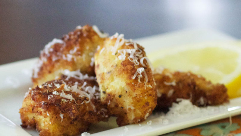 Asiago-Artichoke Poppers