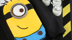 Minion Sheet Cake