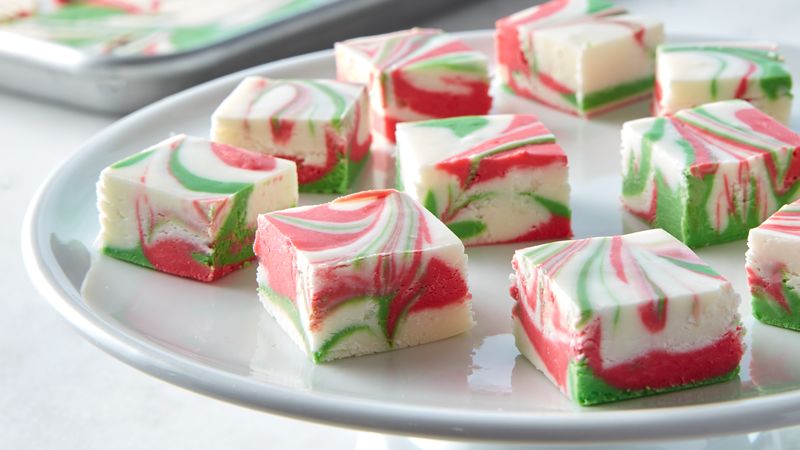 3 Ingredient Christmas Swirl Fudge Recipe Bettycrocker Com