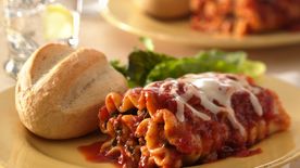 Beef and Spinach Lasagna Roll-Ups