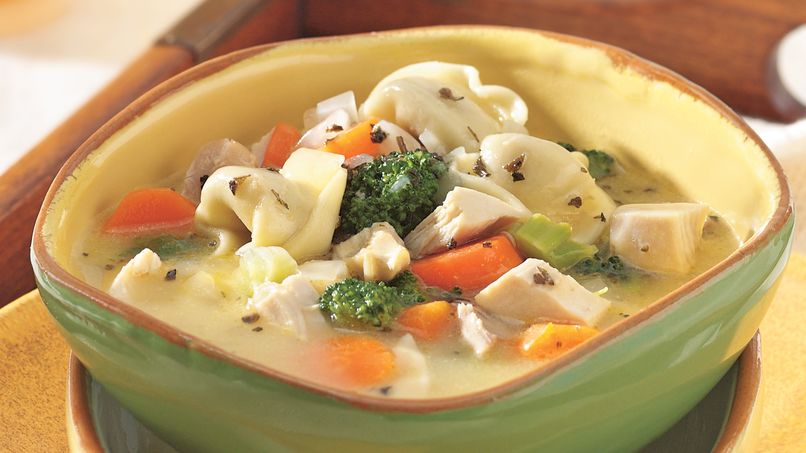 Sopa de Pollo y Tortellini