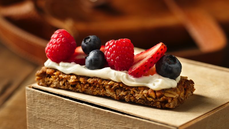 Berries and Cream Granola Bars
