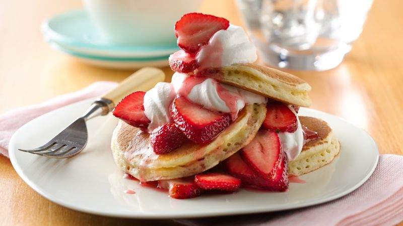 Strawberries and Cream Pancakes Recipe - BettyCrocker.com