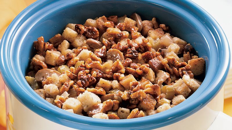 Slow-Cooker Apple-Walnut Stuffing