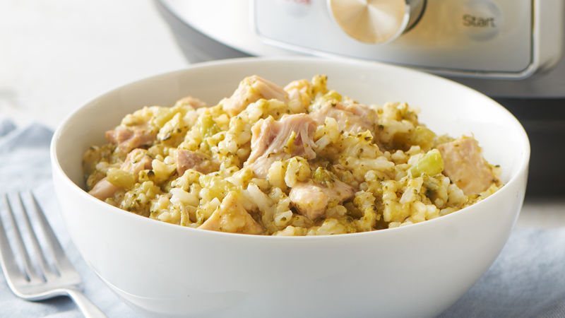 5-Ingredient Instant Pot Cheesy Chicken, Broccoli and Rice