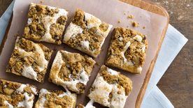 3-Ingredient Gooey S’mores Bars