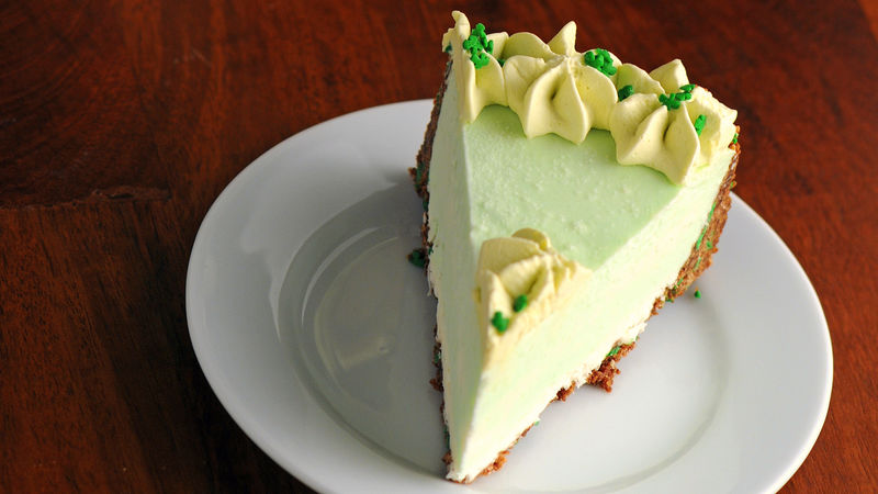 Boozy Shamrock No-Bake Cheesecake