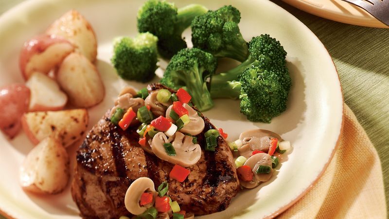 Mushroom and Onion-Topped Steak Recipe - Pillsbury.com
