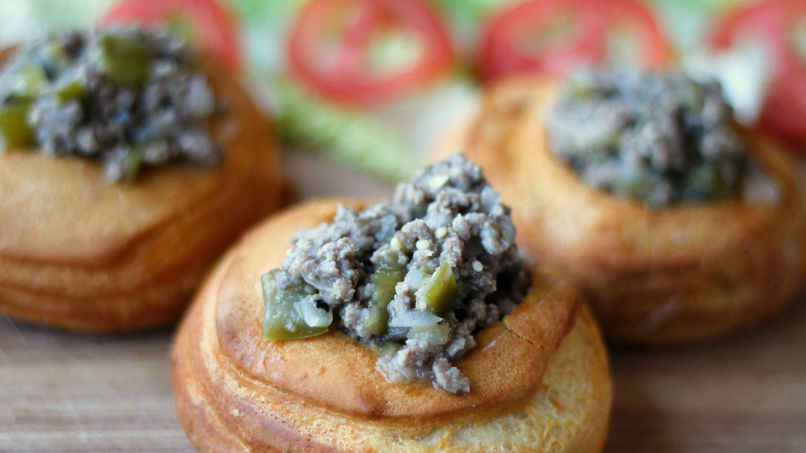 Volovanes Rellenos de Picadillo