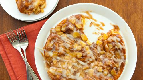 Caramel Apple Cinnamon Rolls Recipe