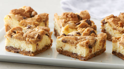 How to Make Chocolate Chip Cheesecake Bars Video-image