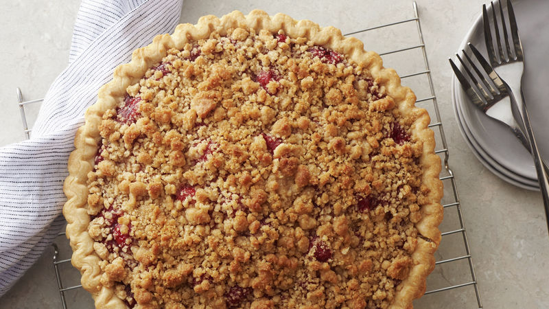 cherry crumb pie with canned pie filling