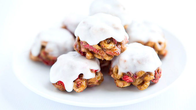 Milk and Strawberry Cereal Bites