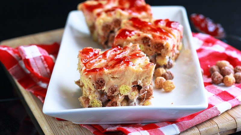 Reese's® PB and J Cereal Treats