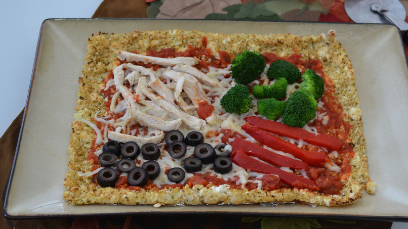 Pizza de Coliflor con Pavo y Verduras