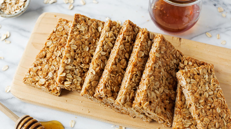 homemade crunchy granola bars