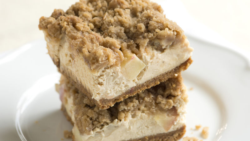 Streusel Topped Apple Cheesecake Bars Recipe Bettycrocker Com