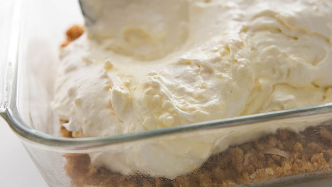 pina colada crunch cake