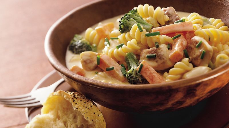 Cheesy Chicken-Pasta Stew