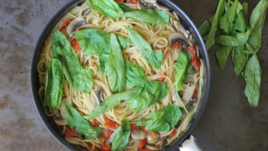 Receta de Pasta con Vegetales a la Sartén