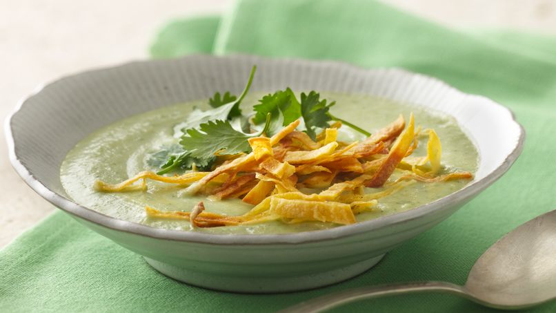 Sopa de Cilantro con Yogurt Griego