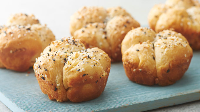Everything Bagel Mini Monkey Bread
