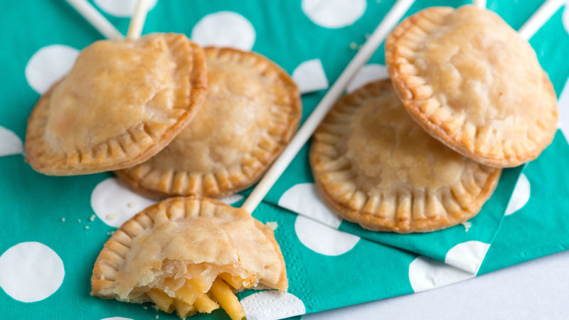Macaroni and Cheese Pie Pops