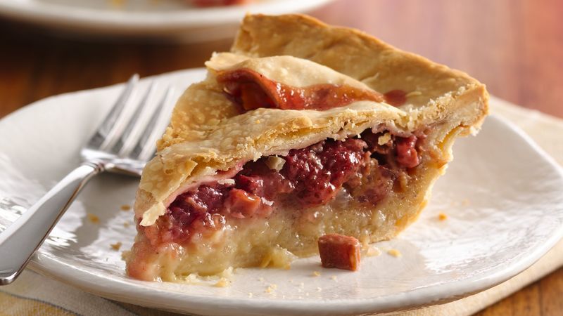 Tarte aux fraises et à la rhubarbe