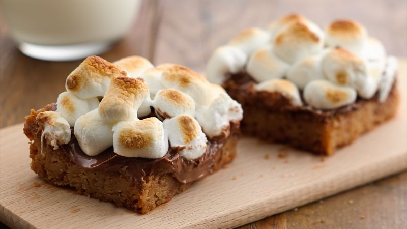 Warm Toasted Marshmallow S Mores Bars Recipe Bettycrocker Com