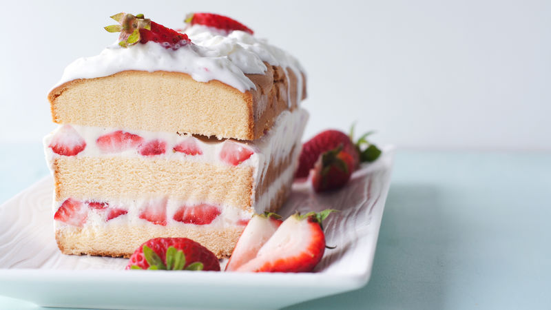 strawberry ice cream cake