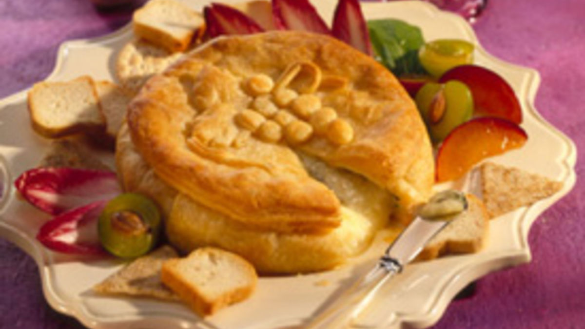 Basil Brie in Pastry